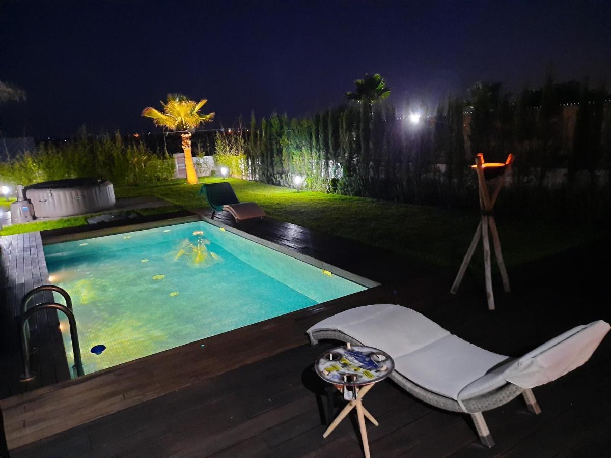 Superbe Villa Avec Piscine Plages Des Nations ราบัต ภายนอก รูปภาพ